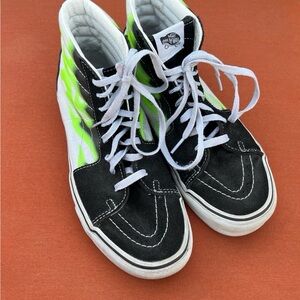 High Top Vans Sk8-Hi Flame Black T White Green Shoes Men's size 8 Skateboard